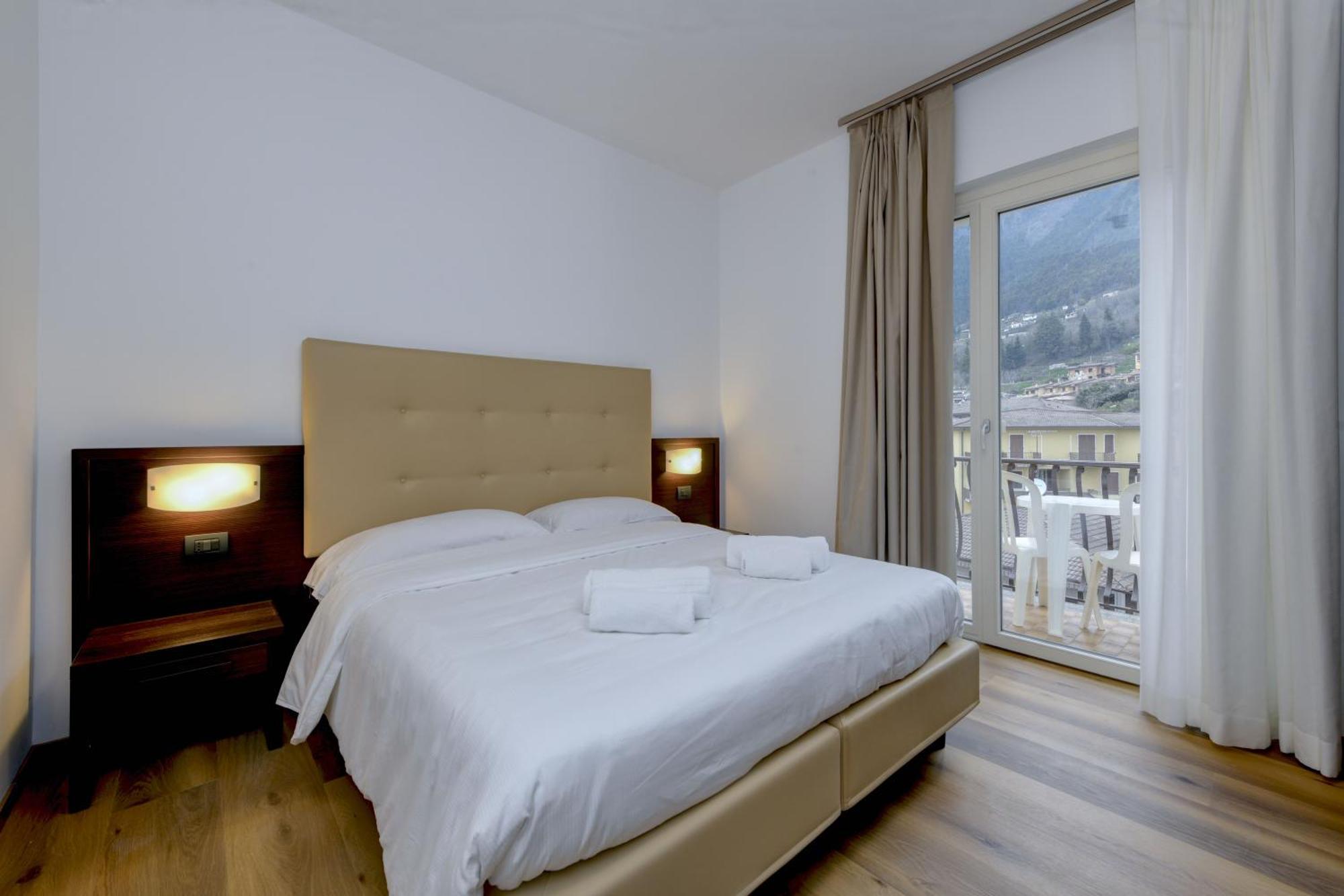 Hotel Bellavista Тиньяле Экстерьер фото